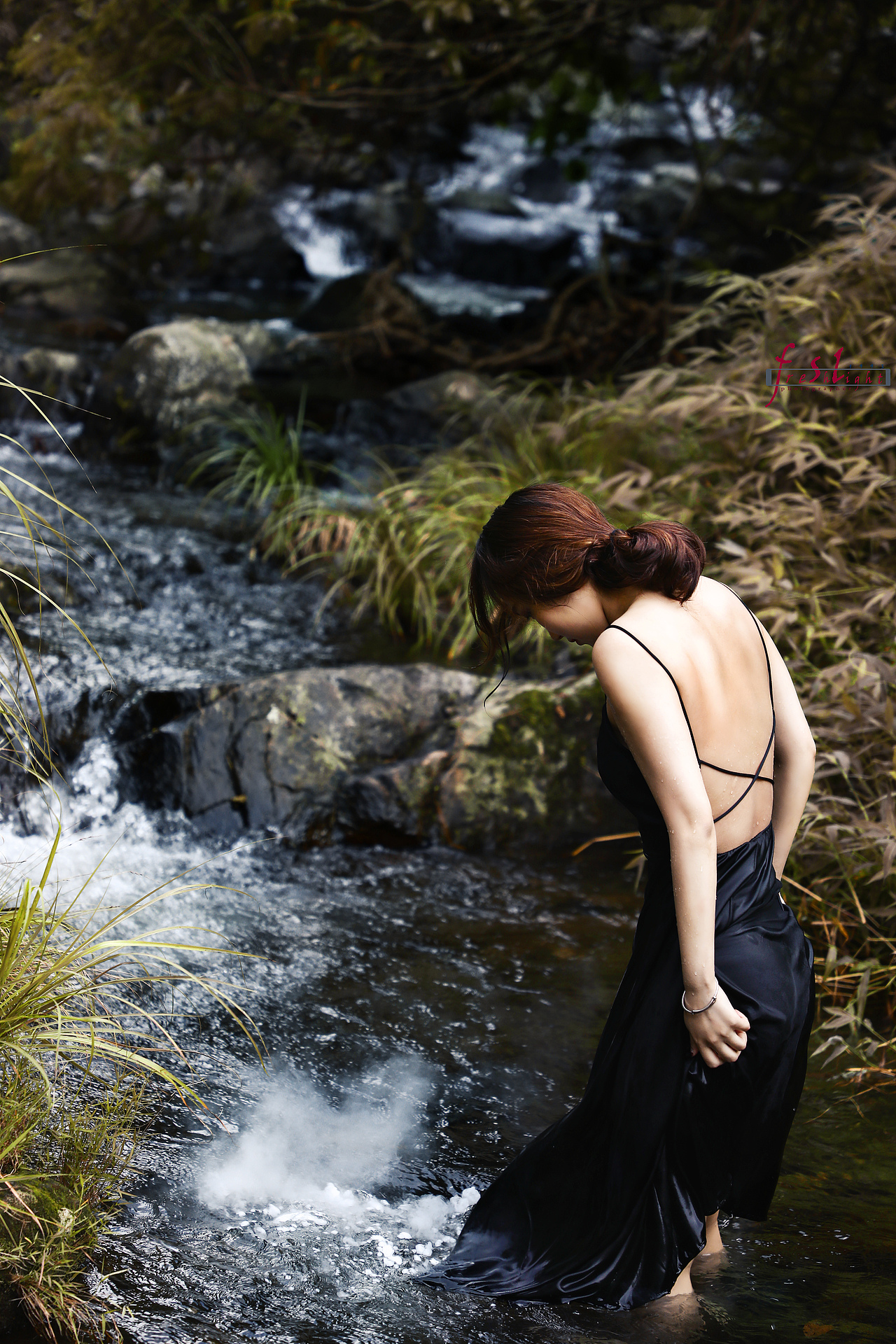 梧桐山（圖ZMTQ1NzA1NTUy） - 人像攝影 - 站酷設(shè)計(jì)師f石頭原創(chuàng)素材 - 站酷ZCOOL