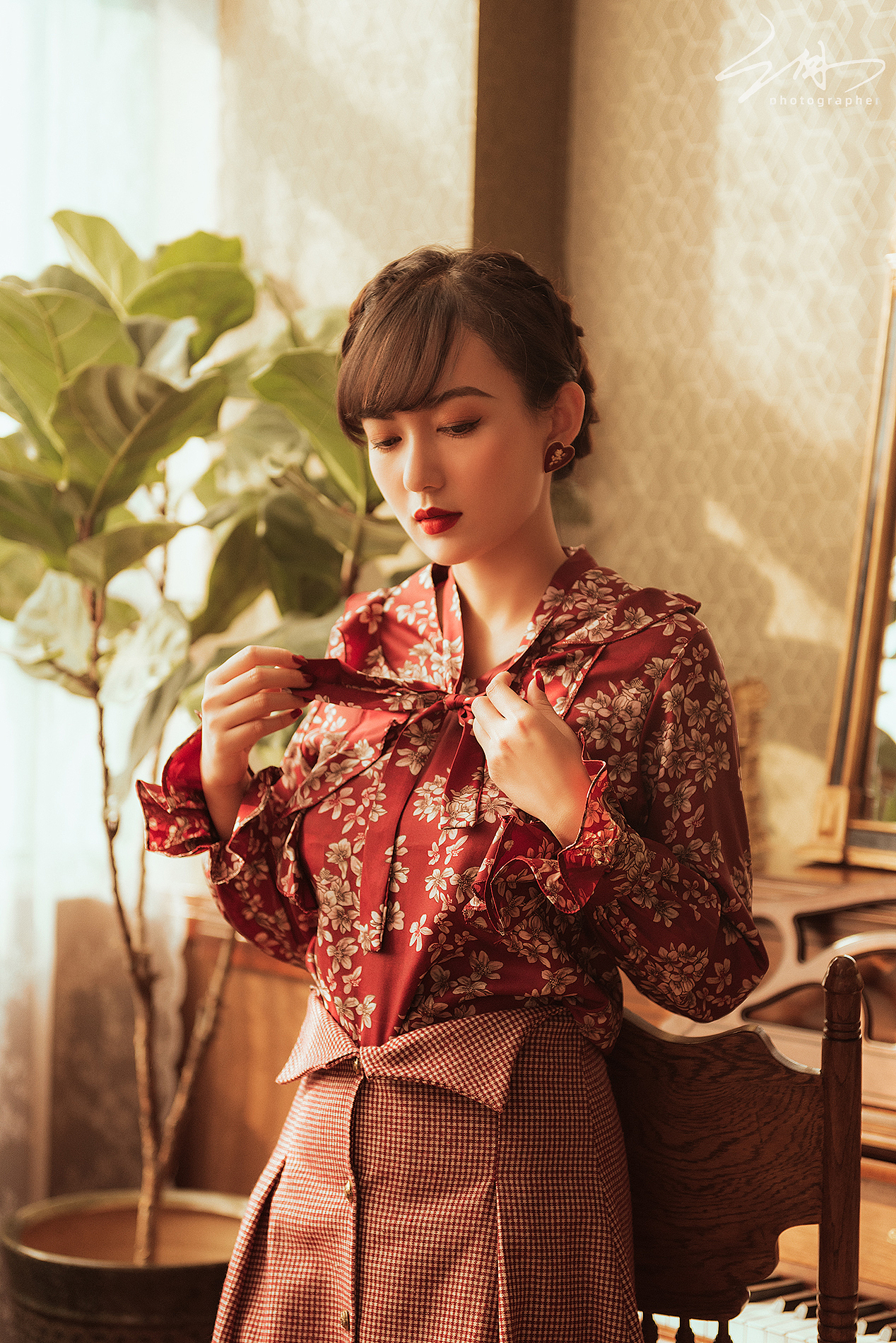 卷珠帘（图ZMjI4MTQ4Mzk2） - 人像摄影 - 站酷设计师三月say原创素材 - 站酷ZCOOL