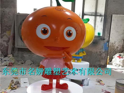 金黄灿烂玻璃钢橙子造型卡通吉祥物雕塑果园景观的特色