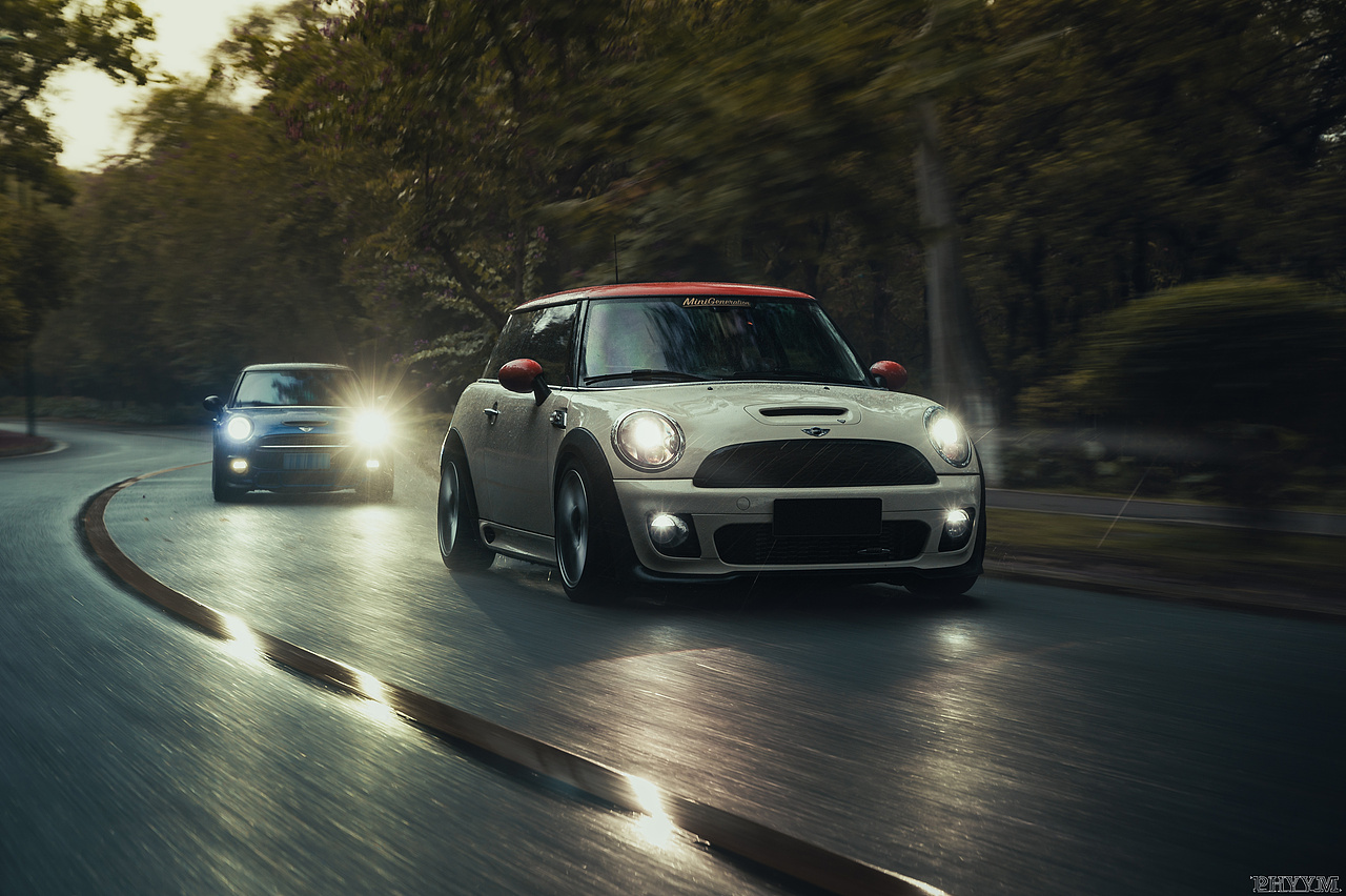 汽車攝影 雨中追逐的mini R&F （圖ZMjkwMzEzMjg0） - 產(chǎn)品攝影 - 站酷設(shè)計師phyym玉米原創(chuàng)素材 - 站酷ZCOOL