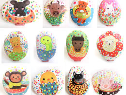 《鹅卵石上的十二生肖》