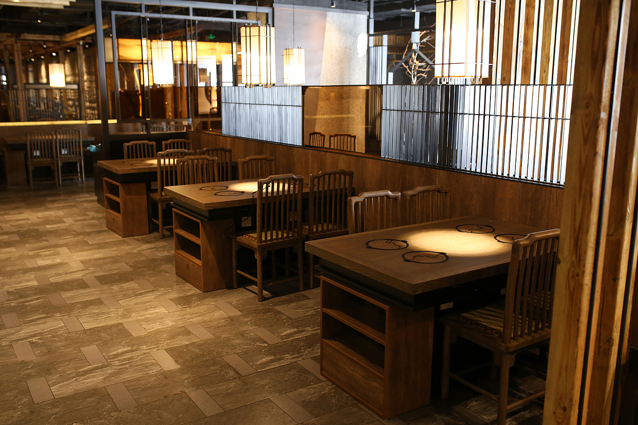 家具厂案例之武汉金禾店呷哺呷哺