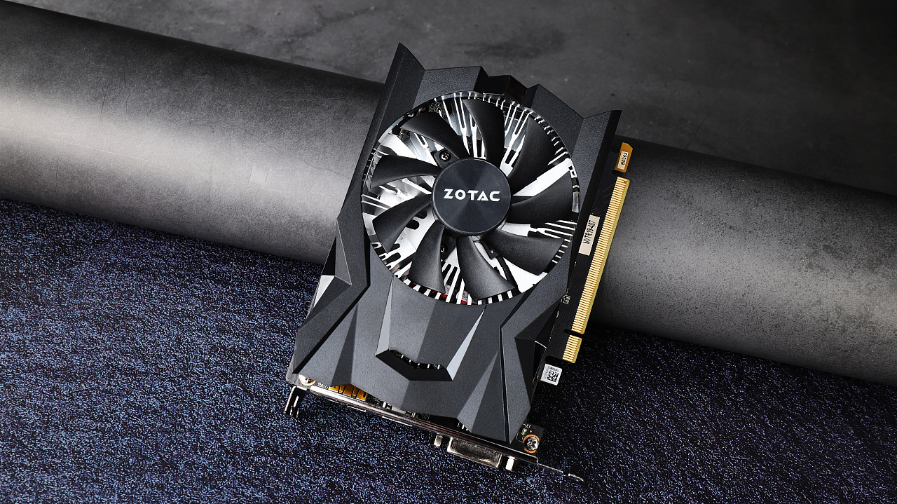 索泰显卡实拍美图--gtx 1650super雷霆-毁灭者美图