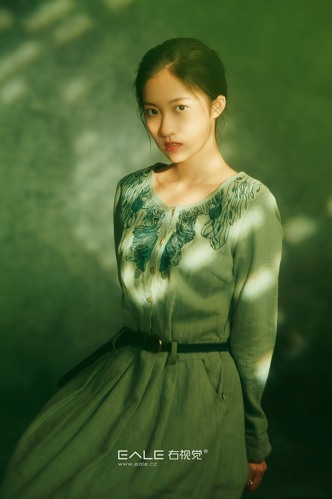 复古人像 光影漫步