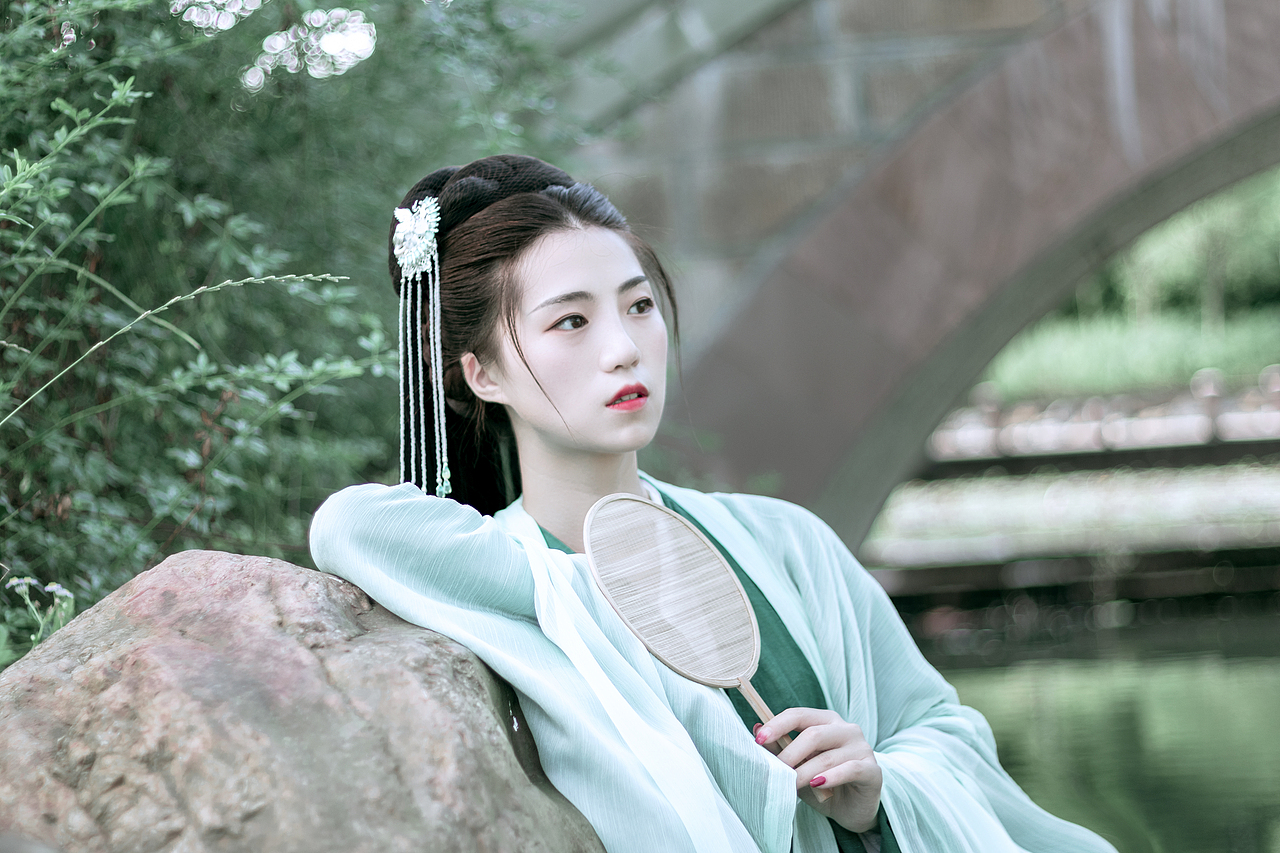 汉服之美5（图ZMTY1MzM3OTg4） - 人像摄影 - 站酷设计师大鱼鲲鹏原创素材 - 站酷ZCOOL