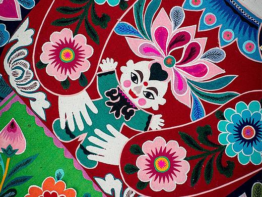 “布堆画”—土窑洞里堆花花