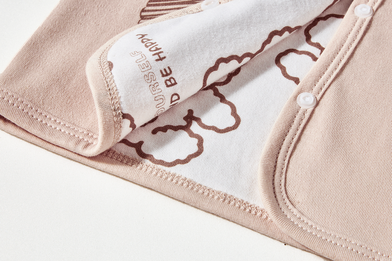 童装·马甲平铺创意（图ZMzU0NTU0NTc2） - 产品摄影 - 站酷设计师时为原创素材 - 站酷ZCOOL