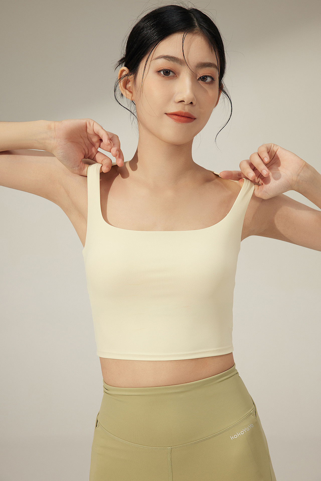 开始期待夏天了--KoKoYaYa瑜伽服拍摄（图ZMzM3NTYxNjAw） - 时尚/艺术摄影 - 站酷设计师灵度摄影studio原创素材 - 站酷ZCOOL