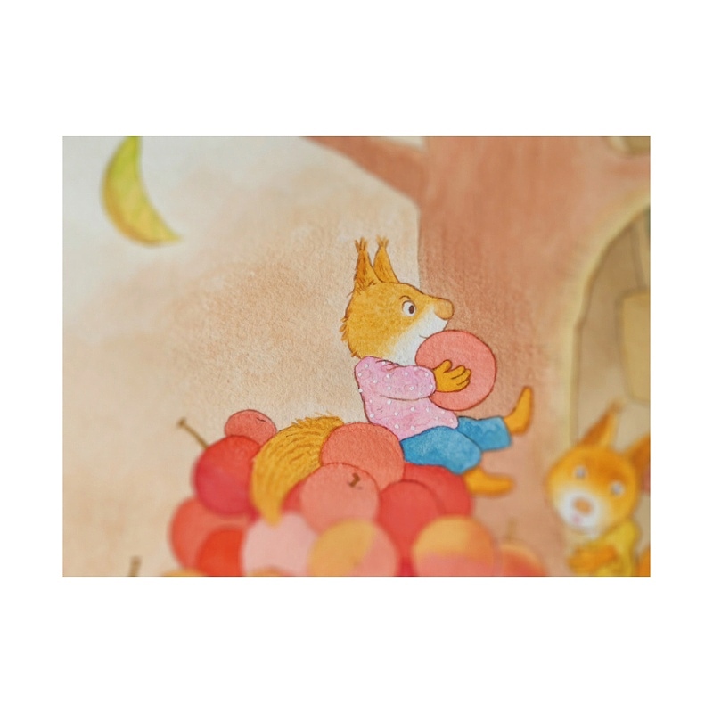 一群小松鼠忙碌的时刻