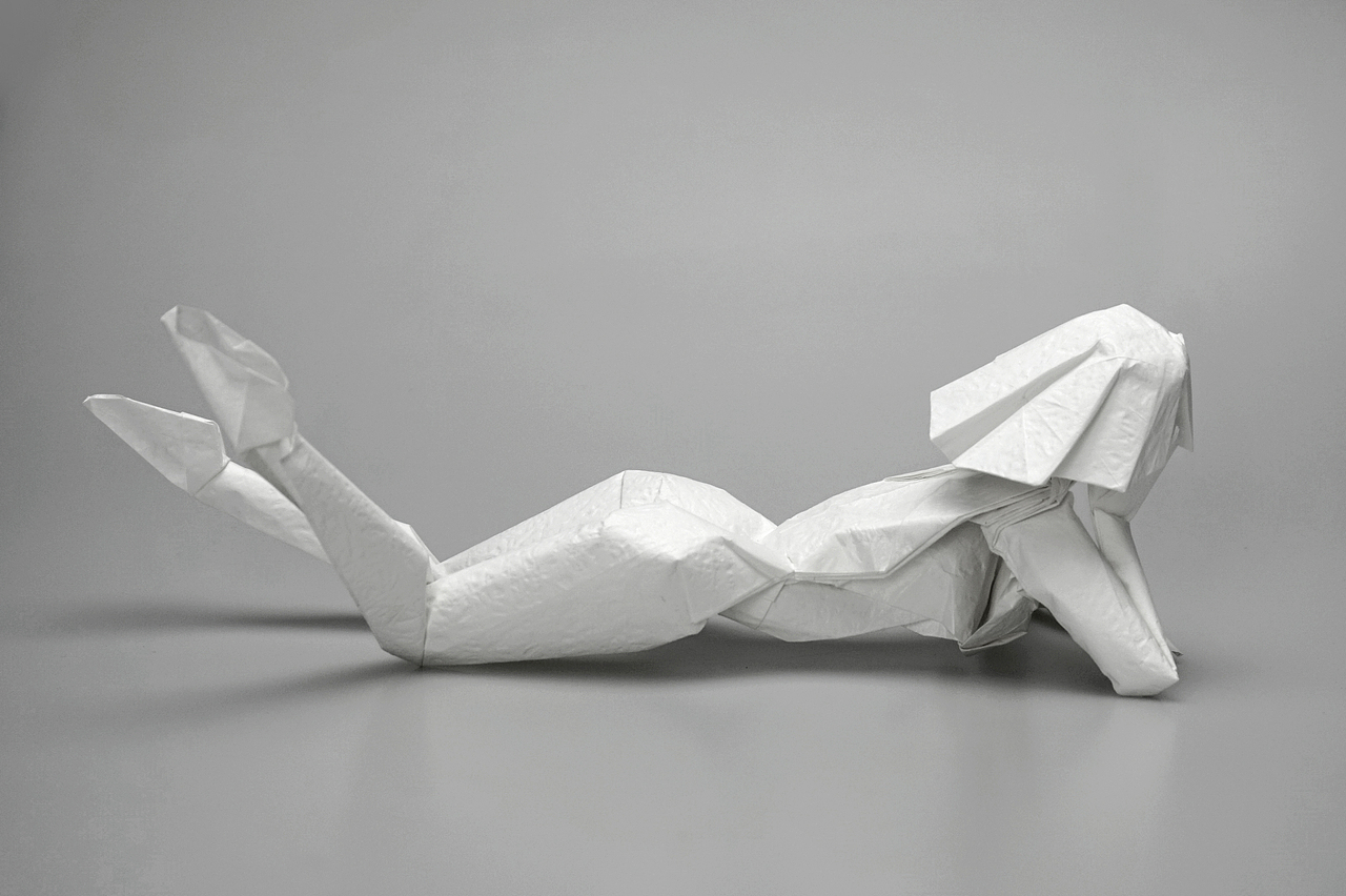 折纸设计-卧姿少女