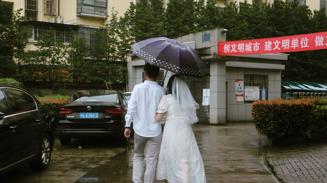 领证跟拍~（图ZMzA0OTk3MDAw） - 人文/纪实摄影 - 站酷设计师MOONhi原创素材 - 站酷ZCOOL