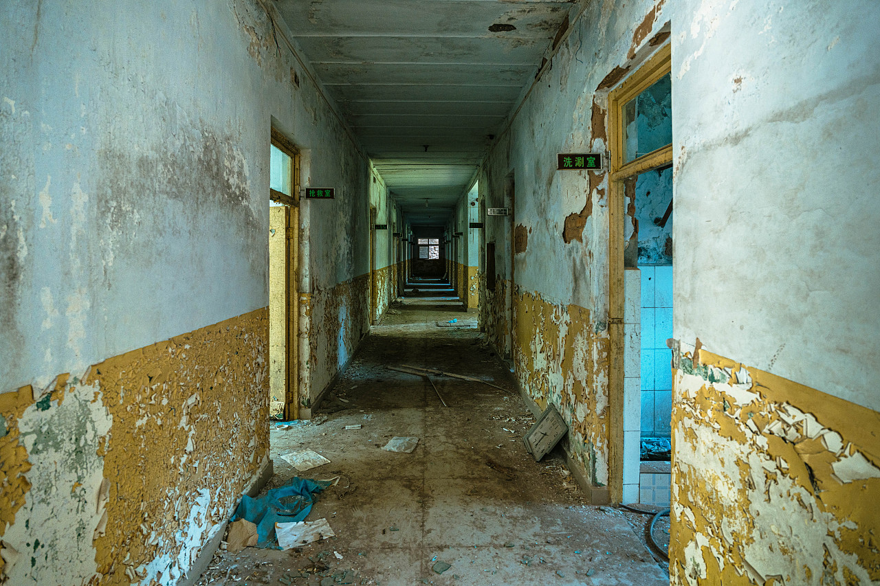 第九次废墟探险-废弃矿山员工医院（图ZMzUzMzU2NzIw） - 环境/建筑摄影 - 站酷设计师Shawn1018號原创素材 - 站酷ZCOOL