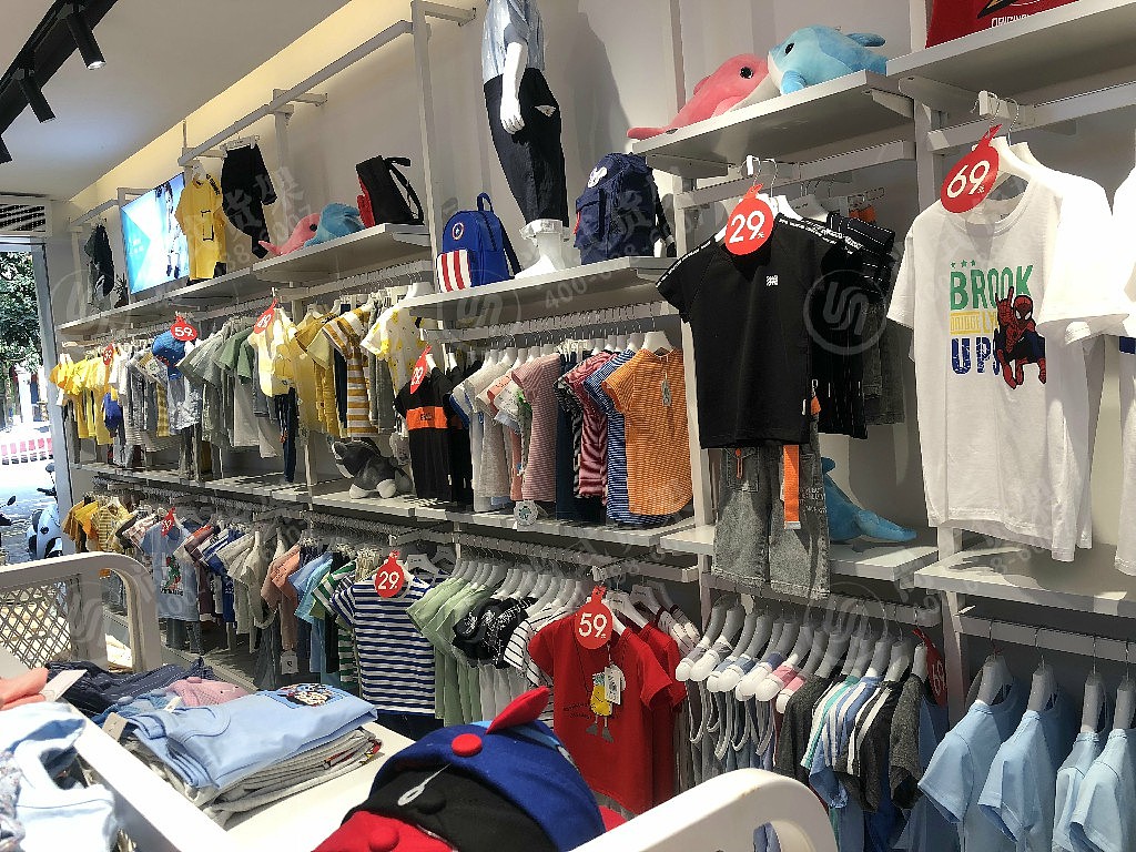 童装多功能中岛架不锈钢带灯系列货架整店设计