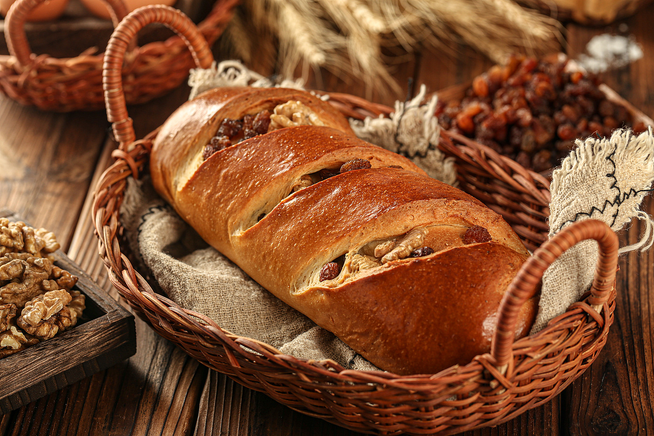 烘焙產(chǎn)品攝影|電商產(chǎn)品 秋林食品 全麥果仁列巴（圖ZMzQxMjg0NDQw） - 產(chǎn)品攝影 - 站酷設計師周大富80原創(chuàng)素材 - 站酷ZCOOL