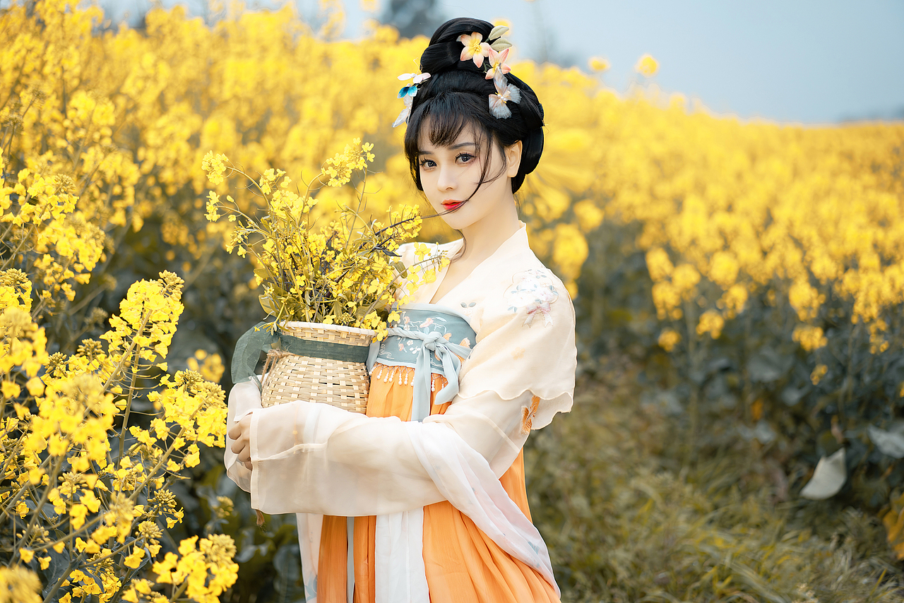 上春山（图ZMzYzNjk3NDYw） - 时尚/艺术摄影 - 站酷设计师摄影师不可说原创素材 - 站酷ZCOOL