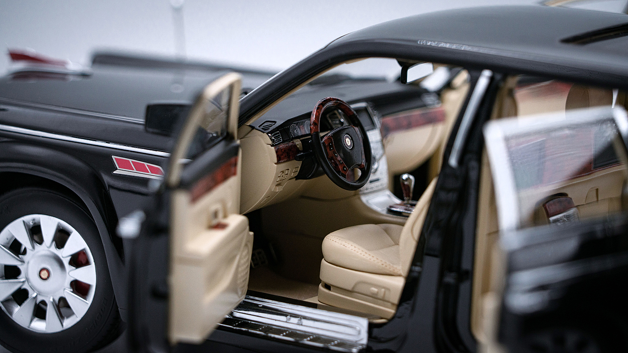 红旗CA7600J 礼宾车 4539/4999 1:18 世纪龙