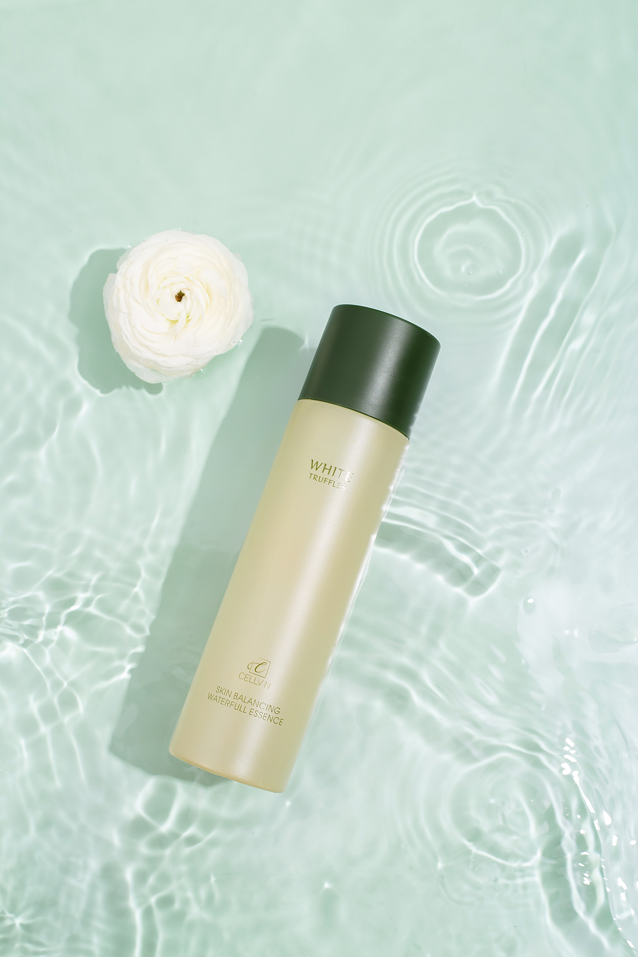 护肤品水乳拍摄（图ZMzIwMTI2OTgw） - 产品摄影 - 站酷设计师瓦努阿图原创素材 - 站酷ZCOOL