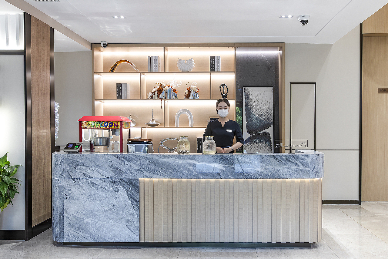 售樓部人像KV｜場景空間攝影13213030060（圖ZMzMyOTY3MTg4） - 環(huán)境/建筑攝影 - 站酷設(shè)計(jì)師鄭州靜物美食攝影原創(chuàng)素材 - 站酷ZCOOL