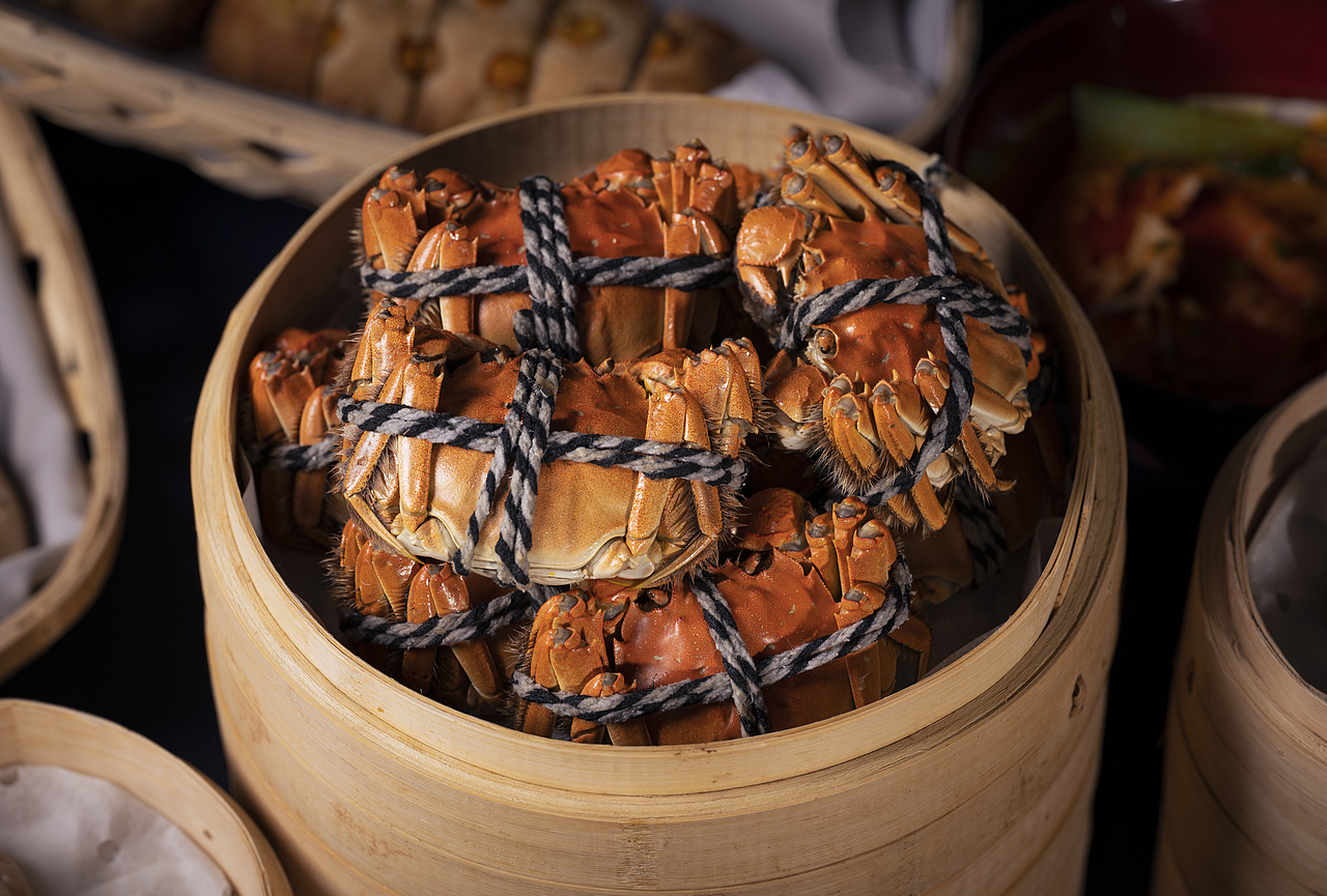 📷 自助餐秋衣正浓一起来吃螃蟹吧🦀（图ZMzUzMDUzMDcy） - 美食摄影 - 站酷设计师腐烂可原创素材 - 站酷ZCOOL