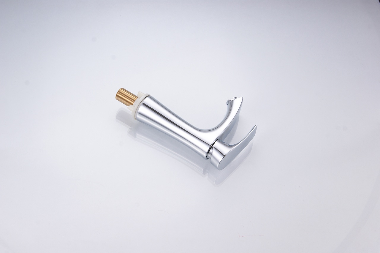 金属产品拍摄 那是30一件 拍成了腰椎间