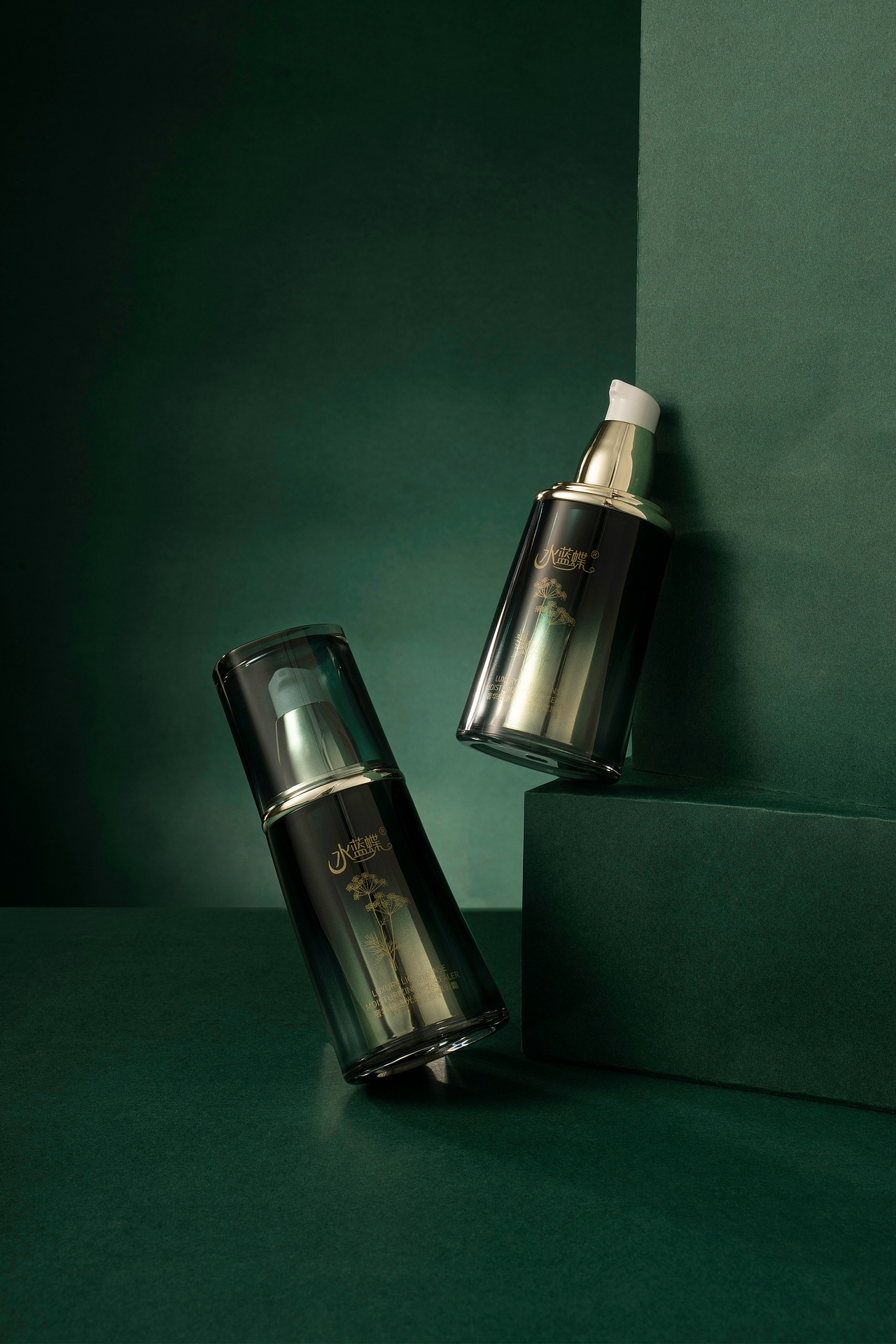 《遮瑕霜》拍摄（图ZMzQ2OTUyMzMy） - 产品摄影 - 站酷设计师洋葱炒牛肉原创素材 - 站酷ZCOOL