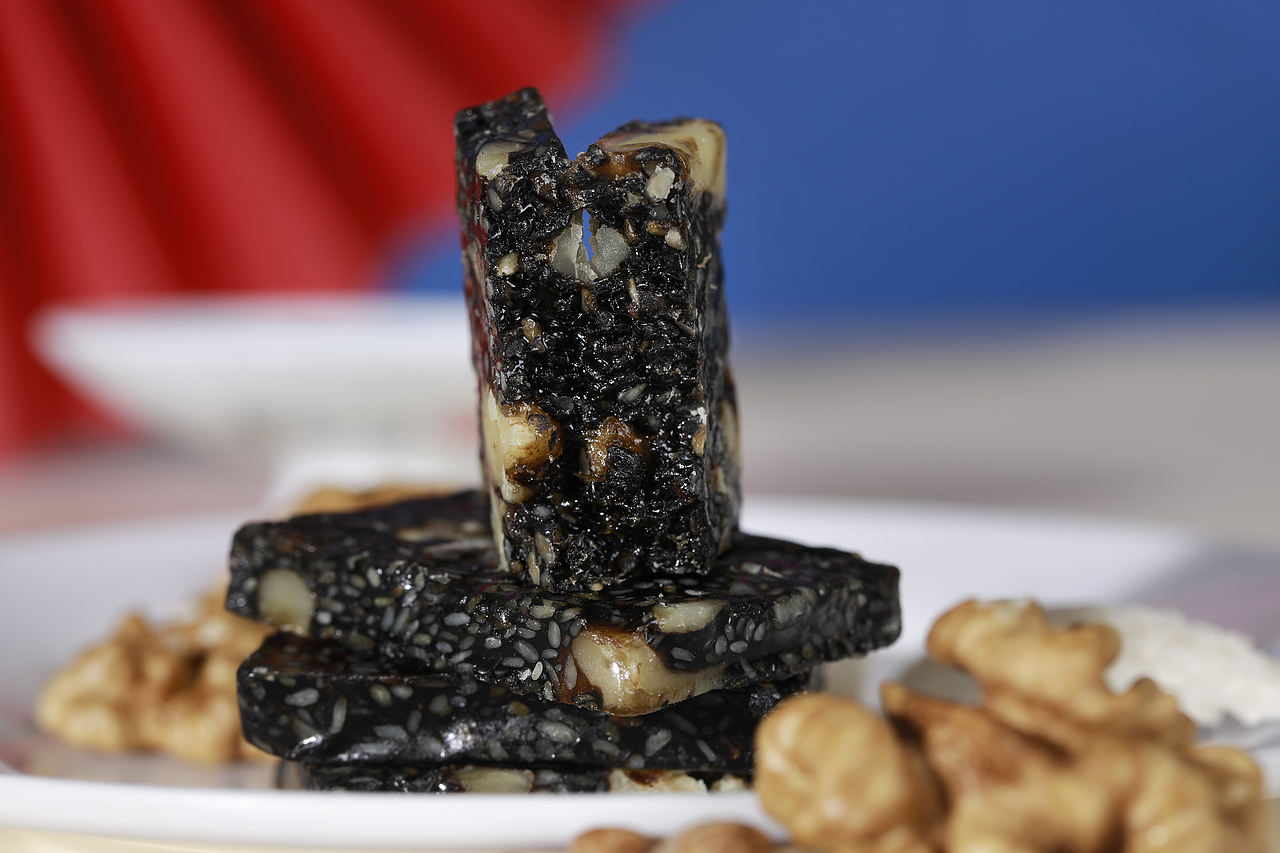 燕窝阿胶糕（图ZMjMxMzE1OTYw） - 产品摄影 - 站酷设计师自然摄影视觉原创素材 - 站酷ZCOOL