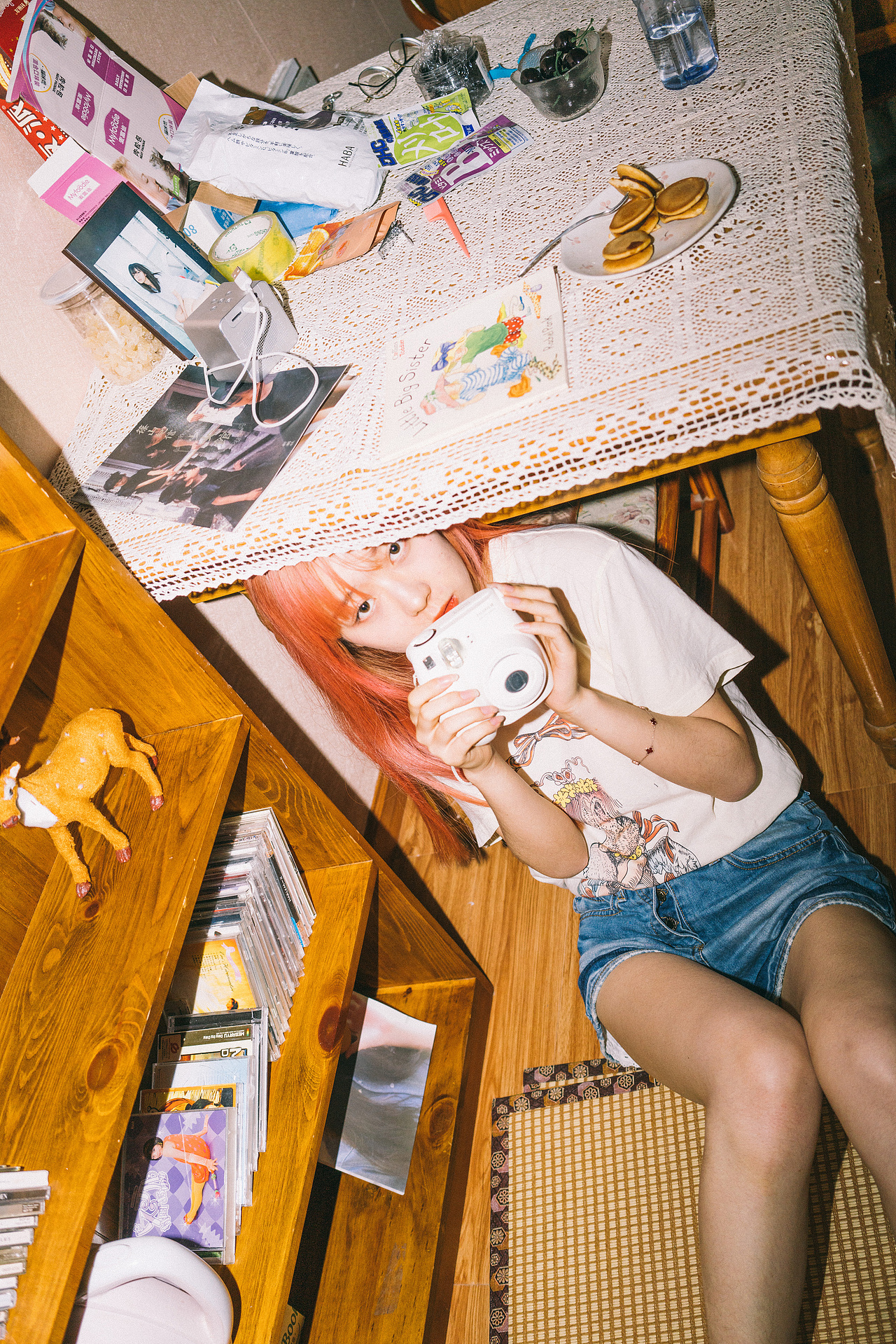 “周末在家当废物的感觉真的好幸福啊啊啊啊啊”