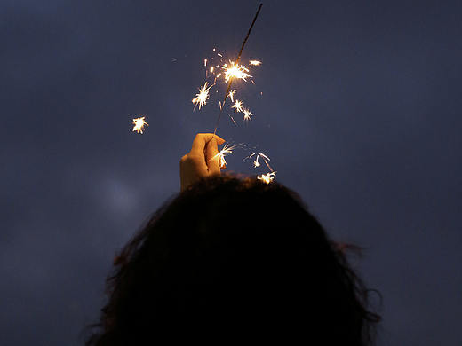 我们生来就迎风招展