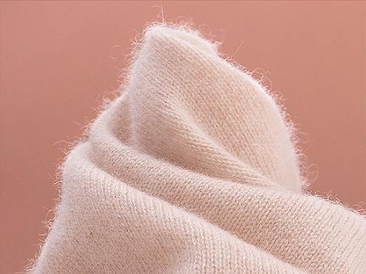 100%山羊绒时尚简约修身全成型无缝针织衫羊绒衫