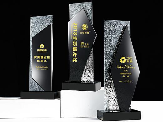 水晶奖杯拍摄以及修片