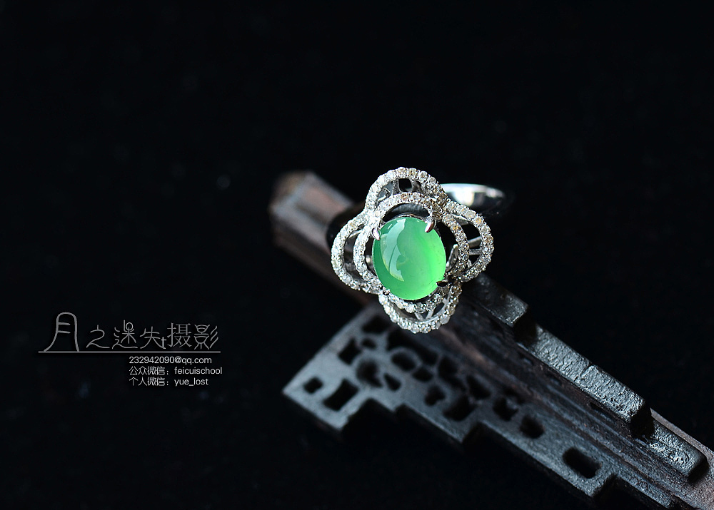 自然光下的翡翠才是真实的翡翠-精品篇