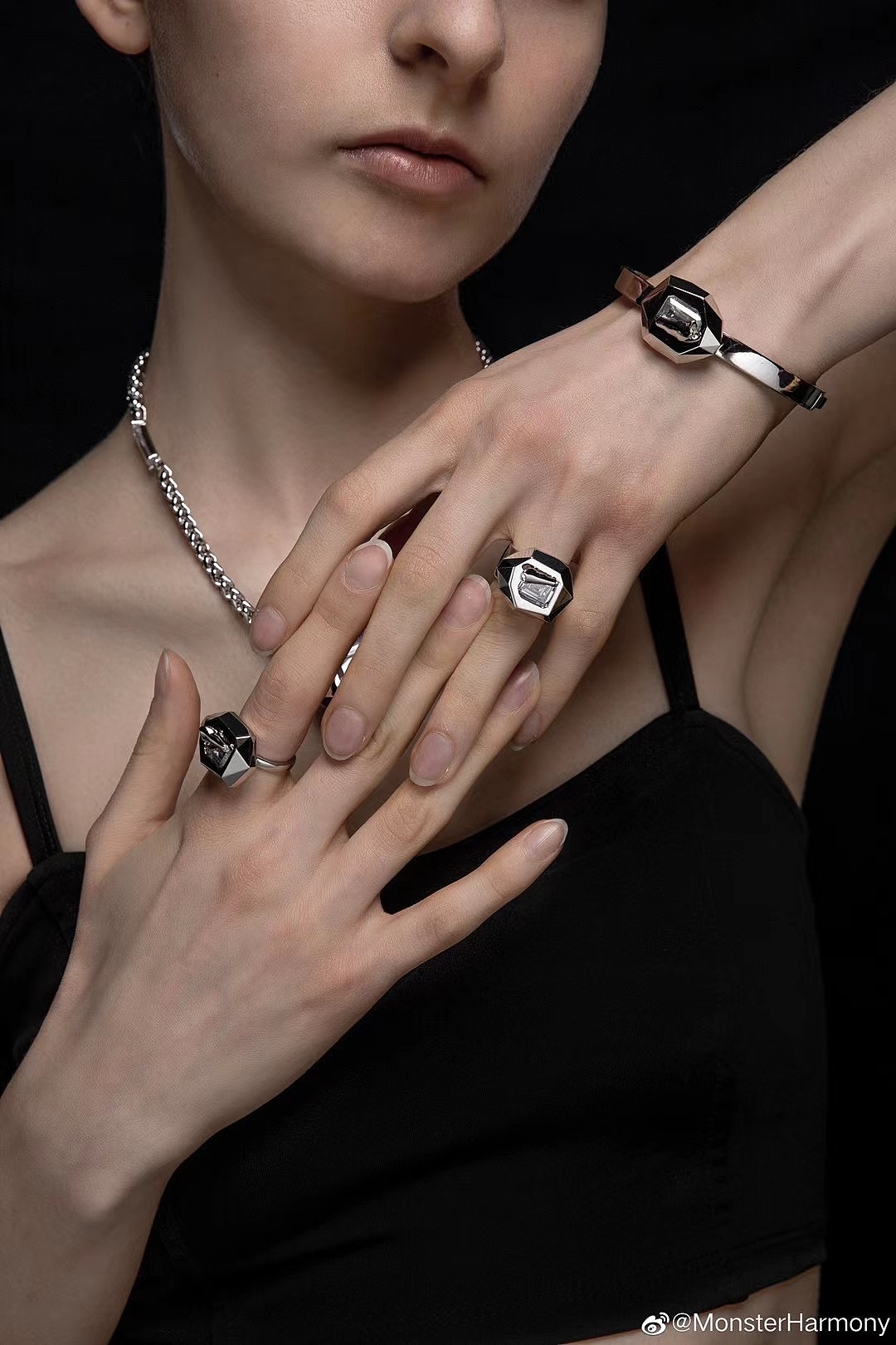 FUNS MASHA @MONSTER HARMONY # 契約“COVENANT”（圖ZMjQ0ODM5MzE2） - 時(shí)尚/藝術(shù)攝影 - 站酷設(shè)計(jì)師funsmodel原創(chuàng)素材 - 站酷ZCOOL