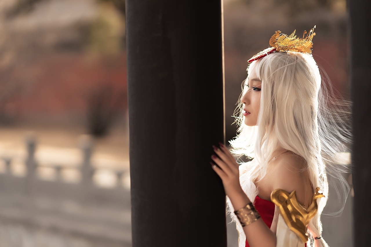 cos王者荣耀王昭君凤凰于飞皮肤