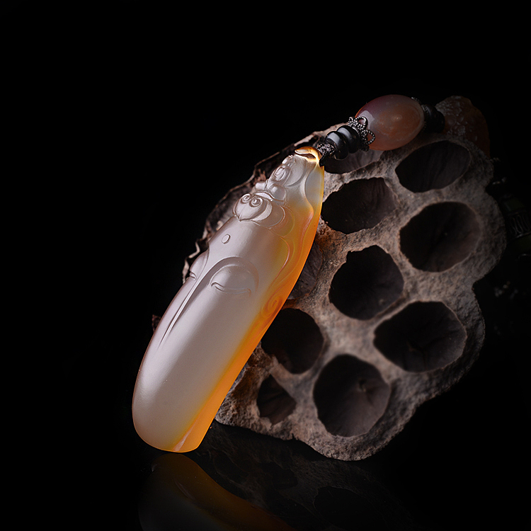 玉雕摄影，用光诠释它想表达的意境。（图ZNDk5Mzk1NTY=） - 产品摄影 - 站酷设计师玉雕鉴赏原创素材 - 站酷ZCOOL