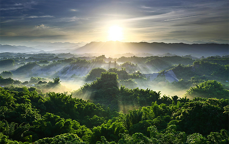 唯美风格风景高级调色范例附对比图psd图层结构图