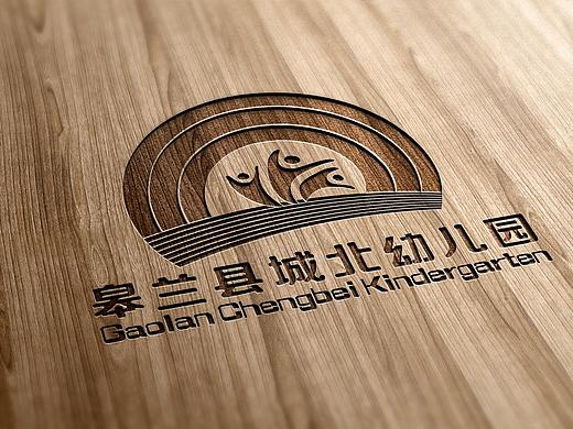 学校logo