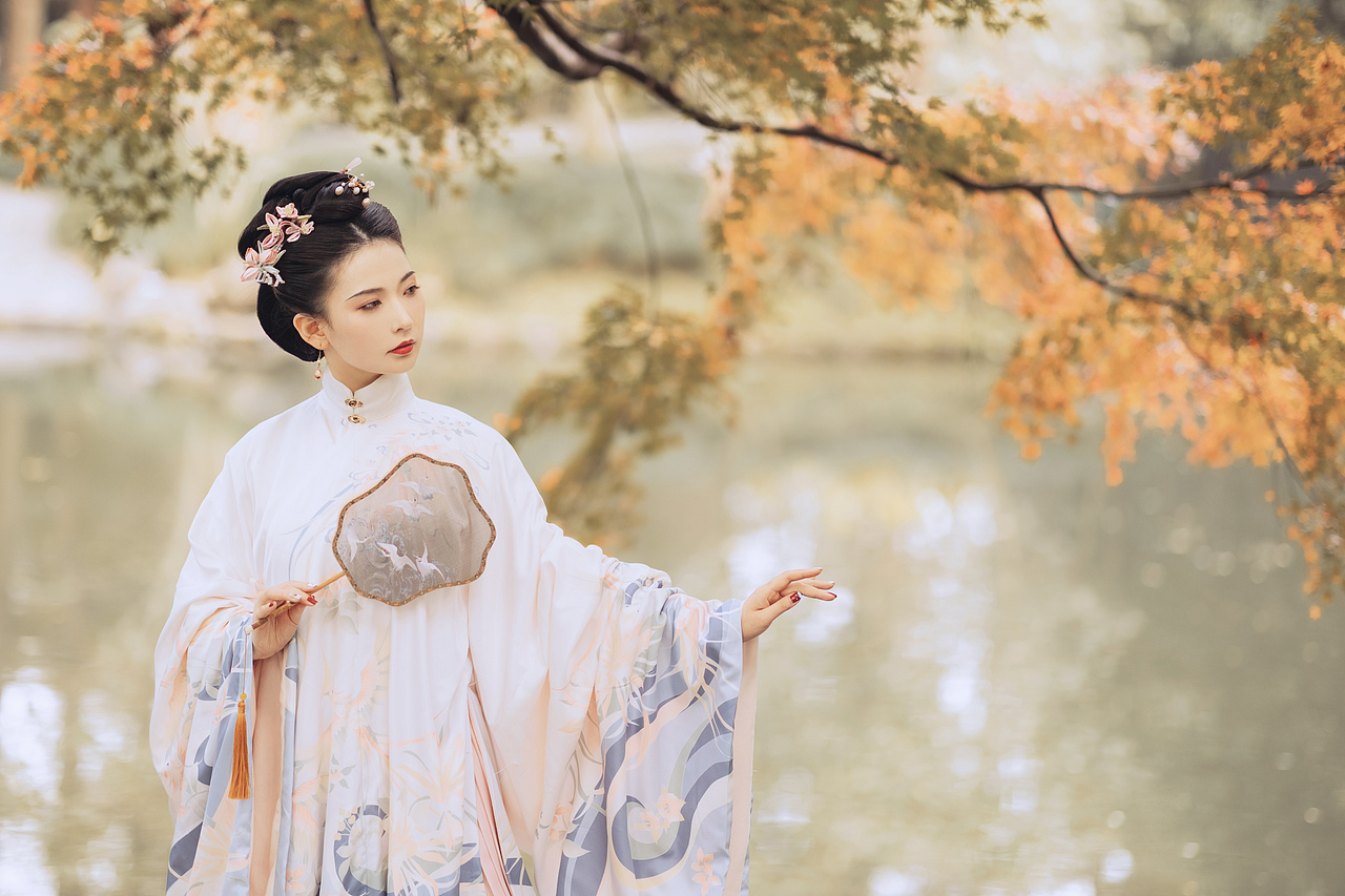 临江秋枫（图ZMjgzMzQ4Njcy） - 人像摄影 - 站酷设计师若寒Rock原创素材 - 站酷ZCOOL