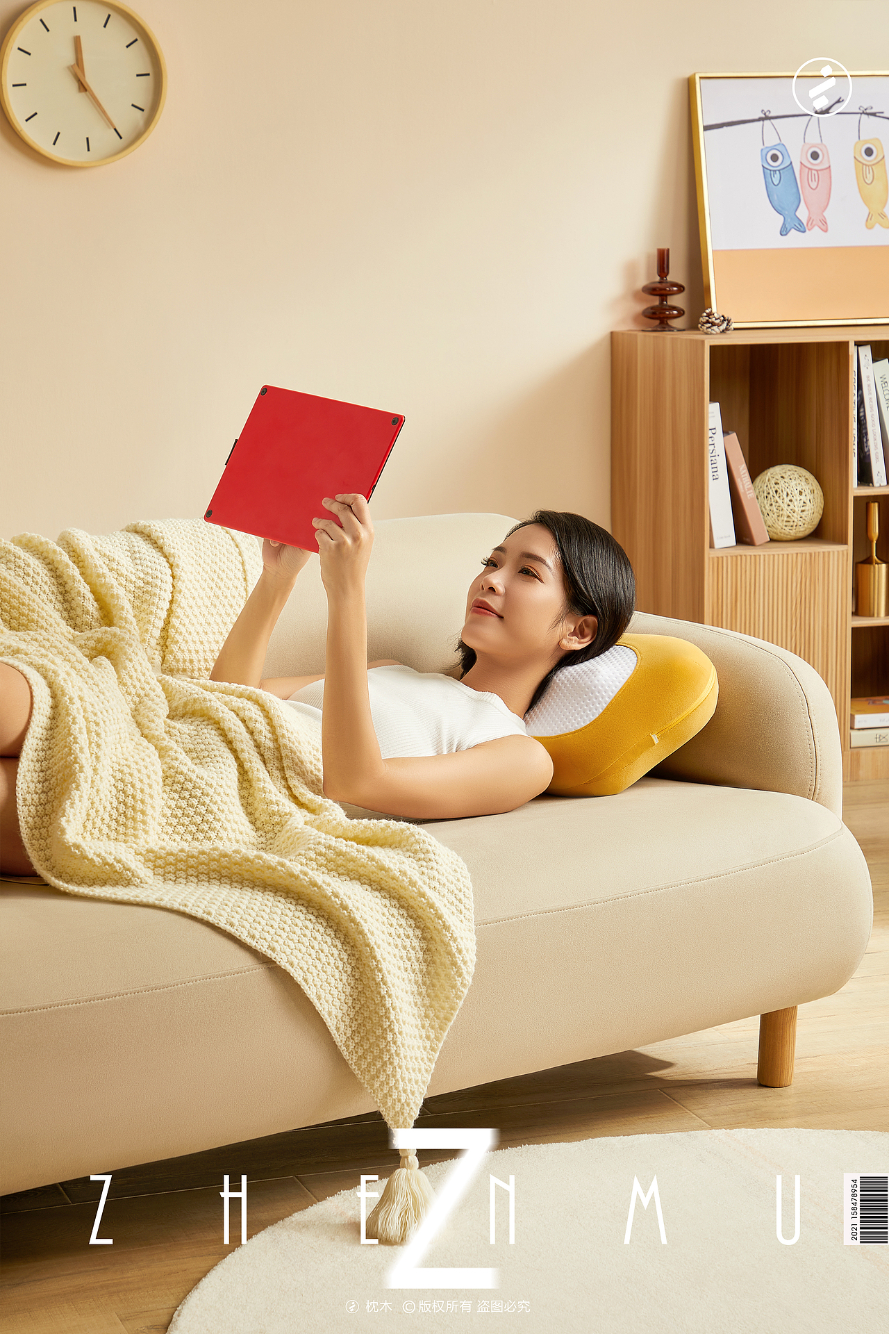 芝华士按摩抱枕拍摄