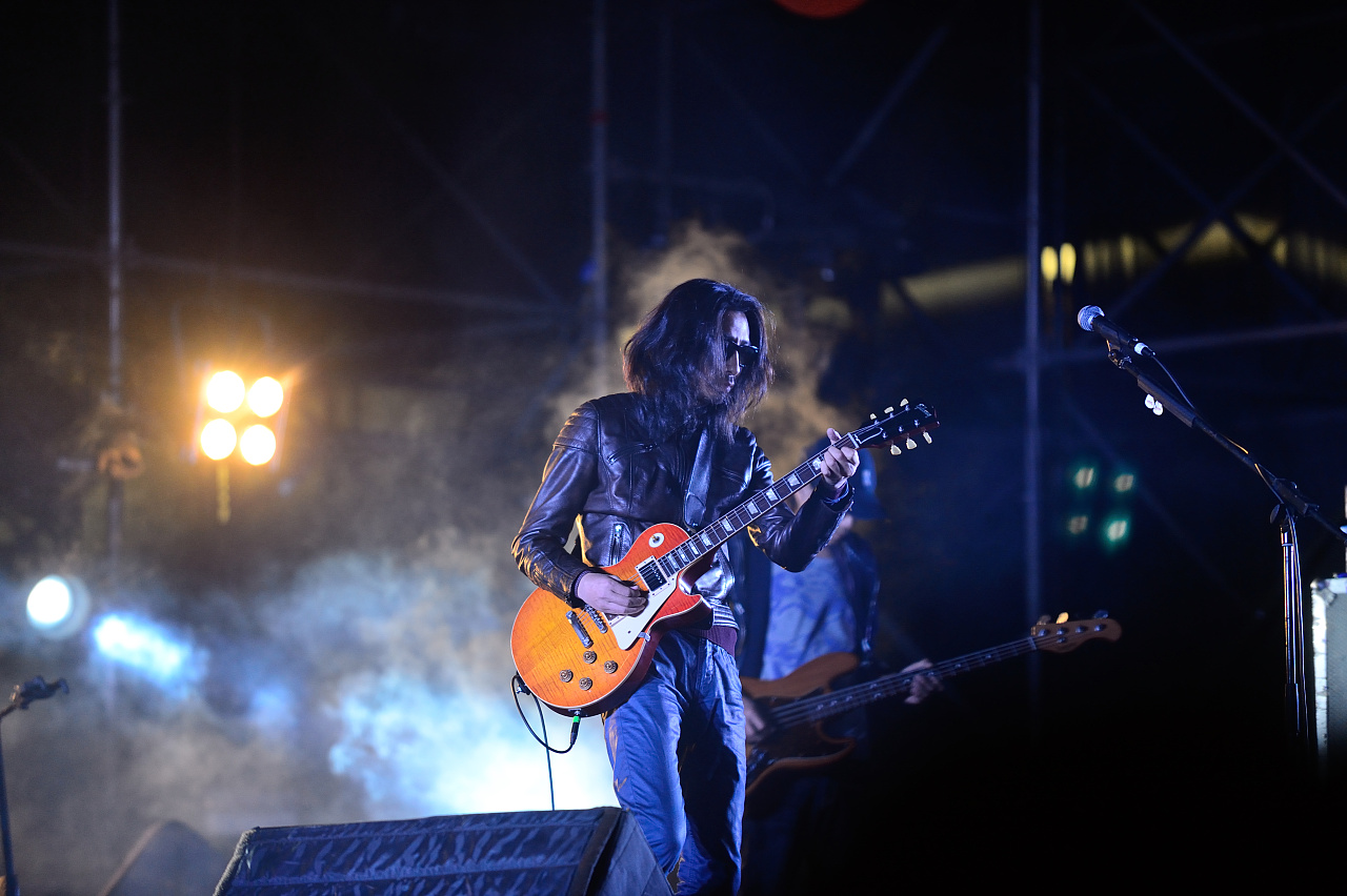 谢天笑 2017草莓音乐节 现场 舞台 摇滚君