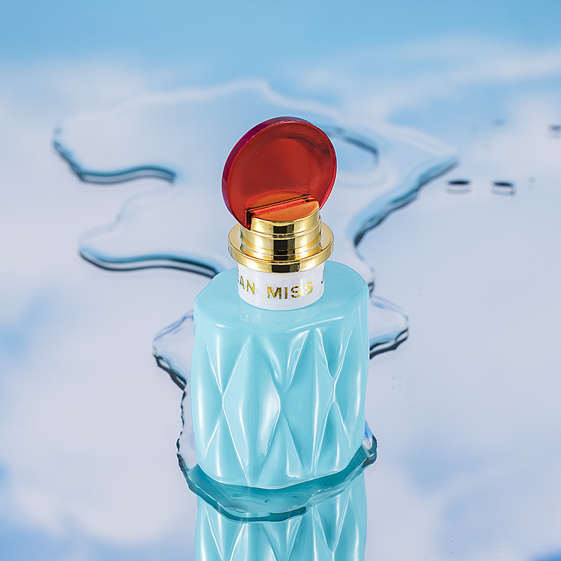 香水攝影拍攝（圖ZMjU2OTA5Mjc2） - 產(chǎn)品攝影 - 站酷設(shè)計師依然輪回原創(chuàng)素材 - 站酷ZCOOL