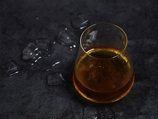 产品拍摄 静物摄影（一）酒杯 酒（个人主页-ZMjgyMTg3MTY=） - 产品摄影 - 站酷设计师小w_ad85原创素材 - 站酷ZCOOL