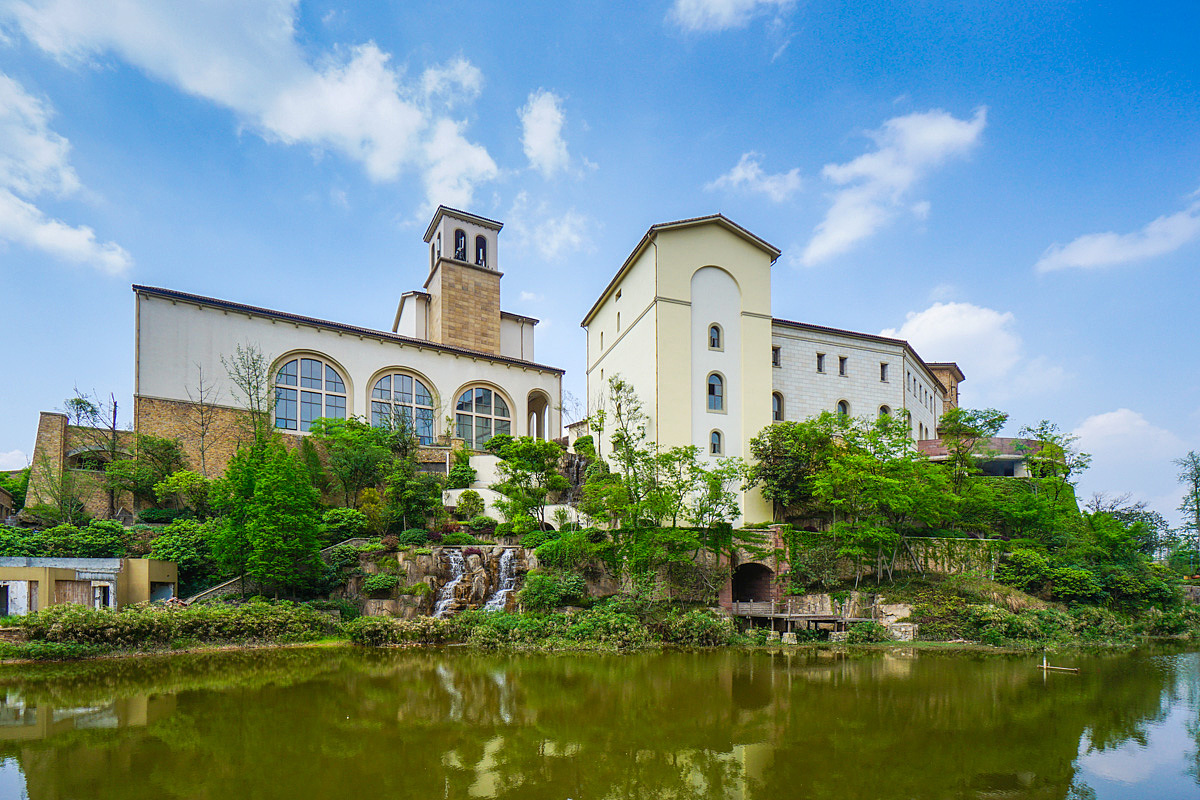 成都麓山国际 麓镇外拍