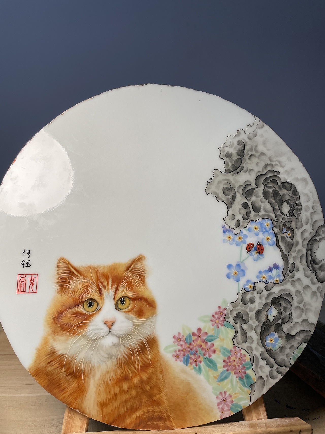 【瓷板画】釉上新彩（图ZMzA1NTYxMzc2） - 其他手工艺 - 站酷设计师手艺人阿贝原创素材 - 站酷ZCOOL
