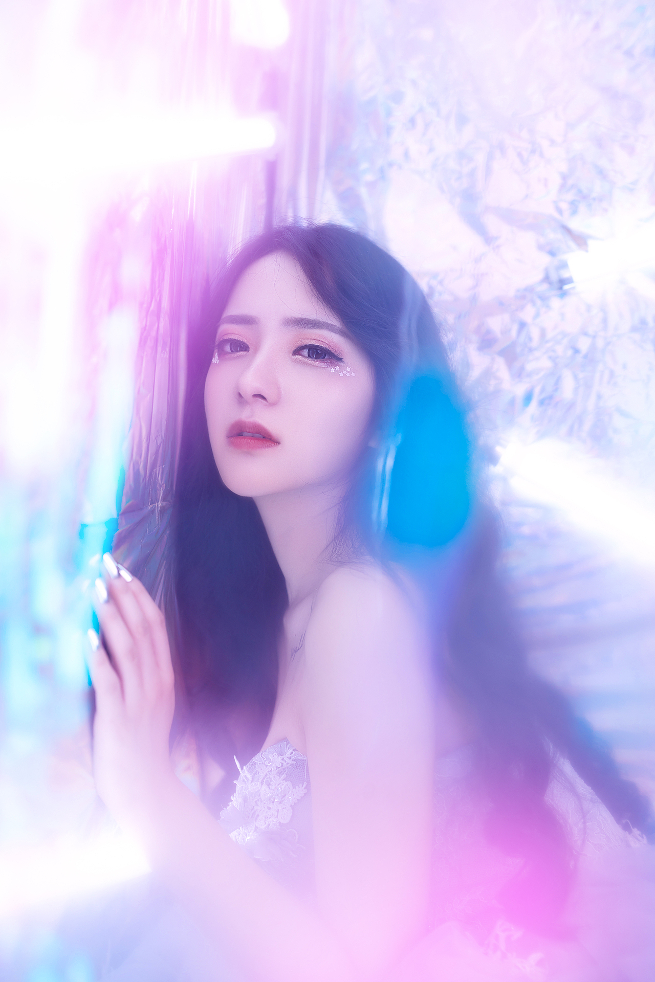 致幻者（图ZMTkyMDQ3ODI4） - 人像摄影 - 站酷设计师渣子z原创素材 - 站酷ZCOOL