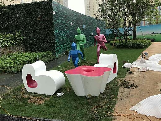 户外楼盘景观摆件定制玻璃钢爱心造型休闲座凳雕塑
