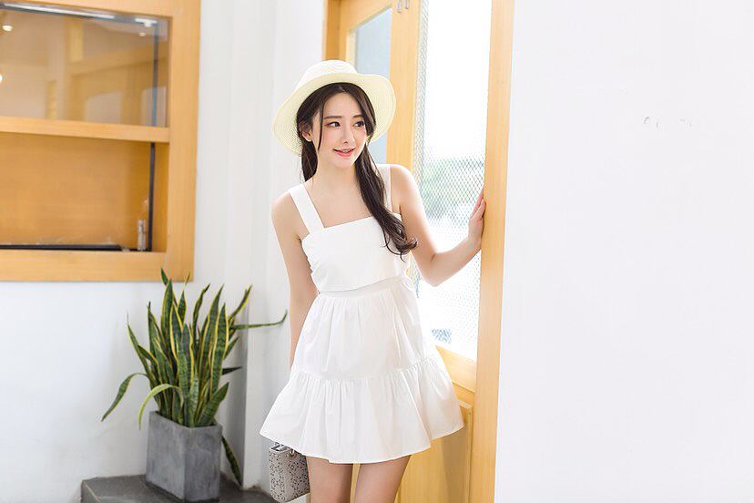 小芽 吊带裙拍摄小清新风拍摄女装拍摄 模特拍摄（图ZMTIzNjAwNDMy） - 人像摄影 - 站酷设计师北斗摄影原创素材 - 站酷ZCOOL