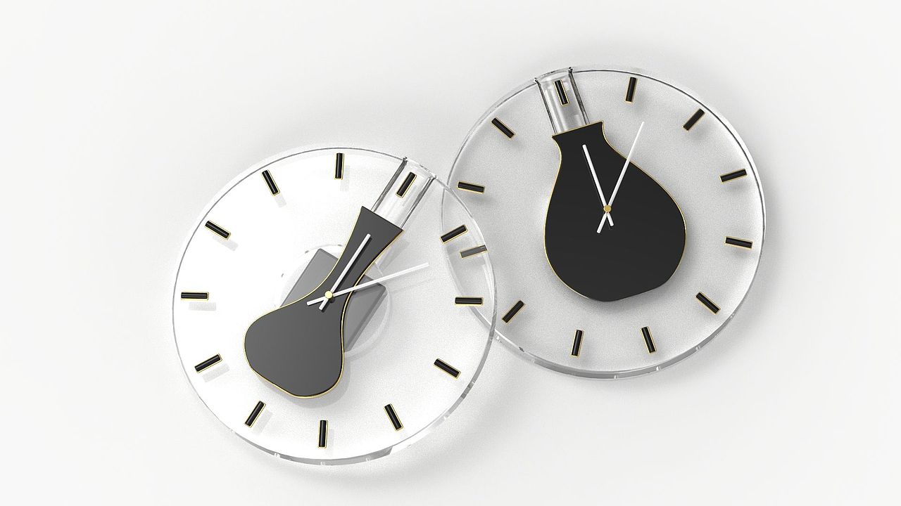 #青春答卷#花之——艺术钟表设计#济南大学设计学院#