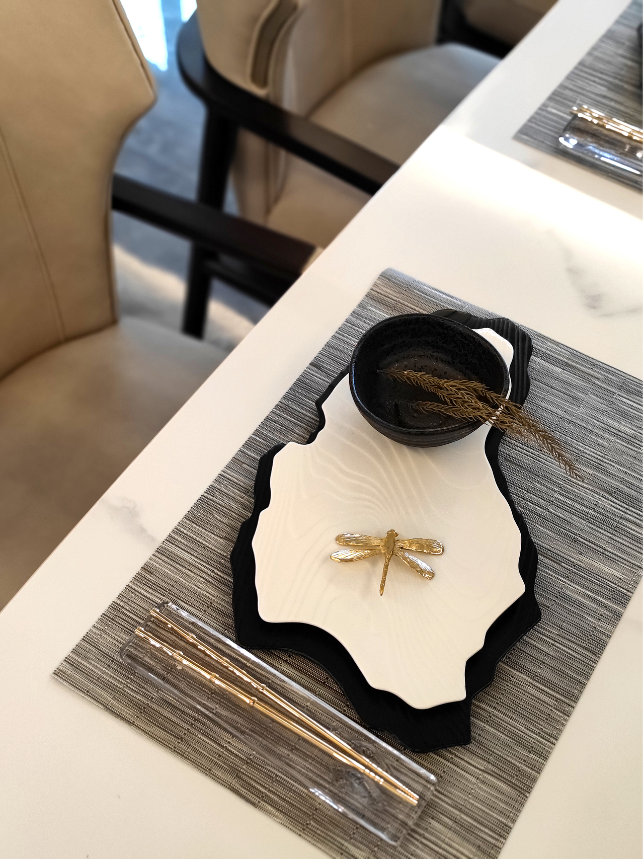 大汉集团龙喜水乡项目别墅样板房