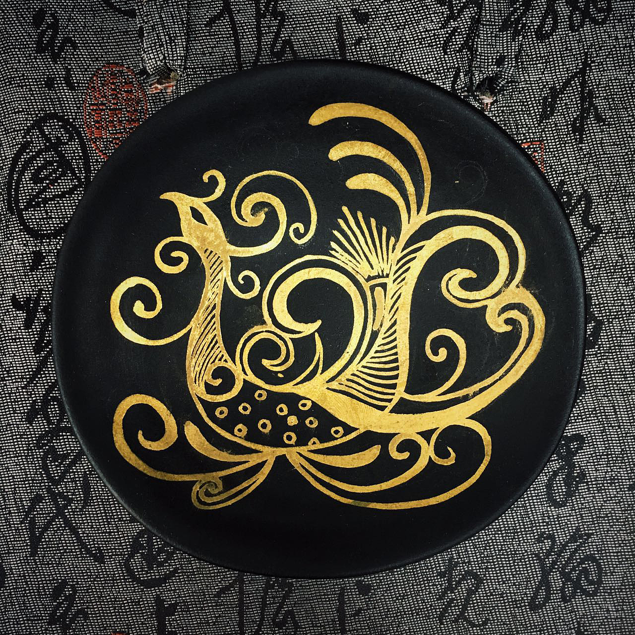 传统纹样贴金小盘（图ZNjMyOTU0NDQ=） - 其他手工艺 - 站酷设计师贾冉原创素材 - 站酷ZCOOL