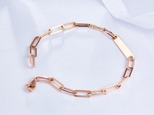 商业珠宝白浅色系场景摄影拍摄